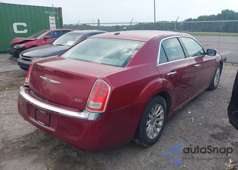 2014 Chrysler 300 из США, поврежденный, VIN 2C3CCAAG7EH146005